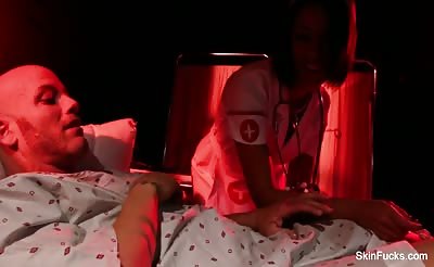 Nurse Skin gets anally penetrated by her patient