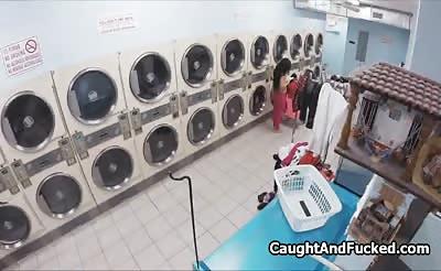 Fucking busty teen at laundromat