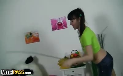 Teen girl masturbating with fruits